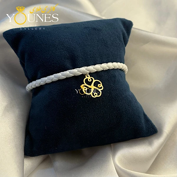 دستبند چرم چهاربرگ طلا